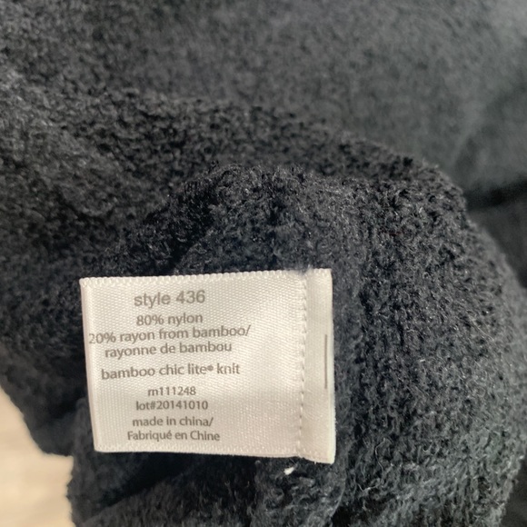 Barefoot Dreams Bamboo Chic Lite Ombre Calypso Wrap Cardigan - Picture 6 of 6